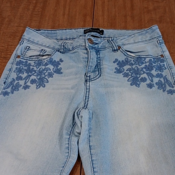 Skinny jeans size 6 - Picture 2 of 5